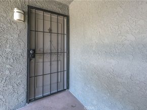 2875 S Fairview B, Santa Ana CA 92704