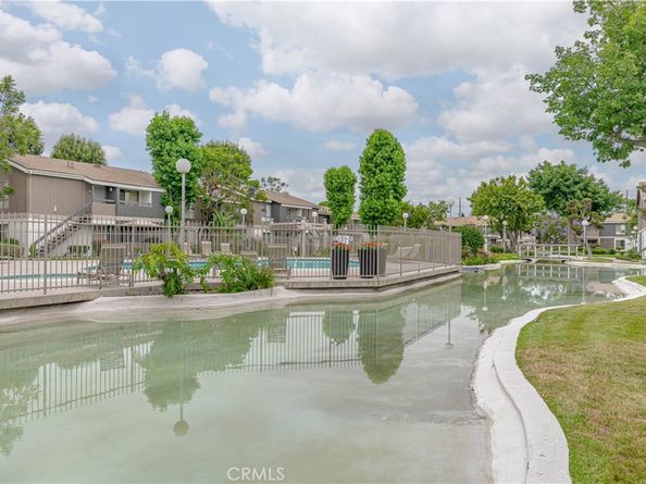 2875 S Fairview B, Santa Ana CA 92704