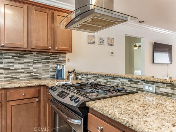 2875 S Fairview B, Santa Ana CA 92704