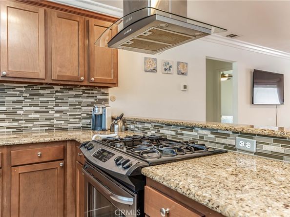 2875 S Fairview B, Santa Ana CA 92704
