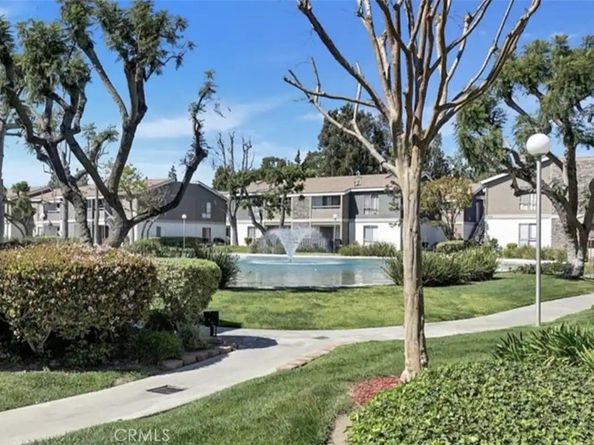 2875 S Fairview B, Santa Ana CA 92704