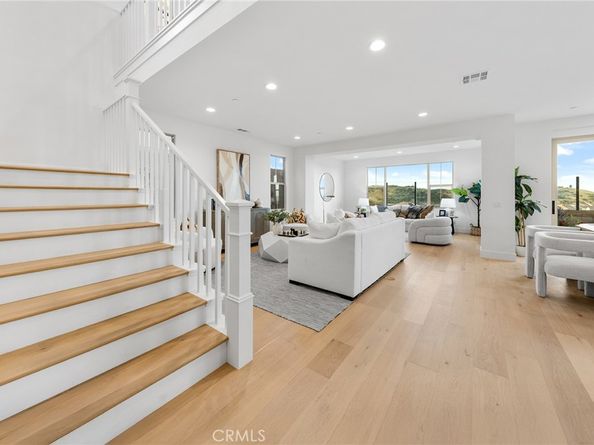 206 Collino, Irvine CA 92602