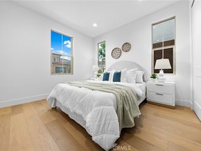 206 Collino, Irvine CA 92602
