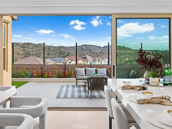 206 Collino, Irvine CA 92602
