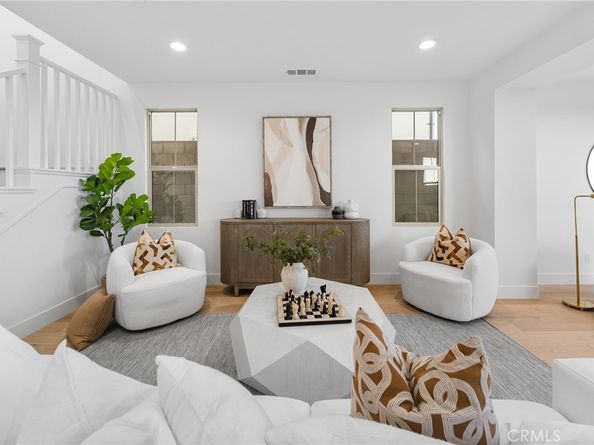 206 Collino, Irvine CA 92602