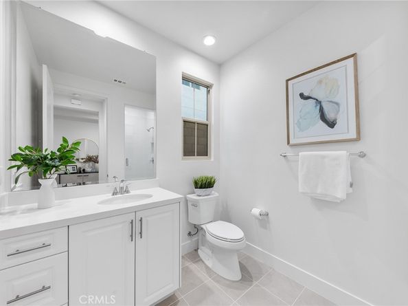 206 Collino, Irvine CA 92602