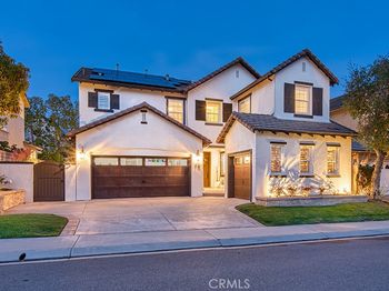 16 Lyra Way