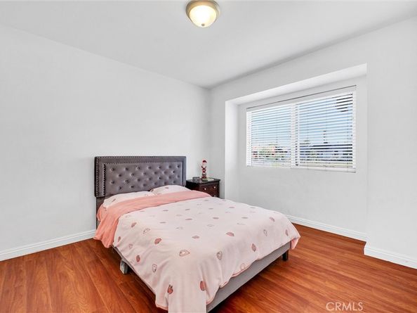 235 S Azusa, West Covina CA 91791