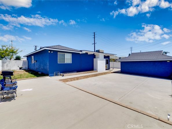 235 S Azusa, West Covina CA 91791