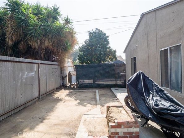 11808 Laurel, Whittier CA 90605