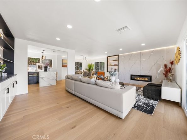 12284 Circula Panorama, Santa Ana CA 92705