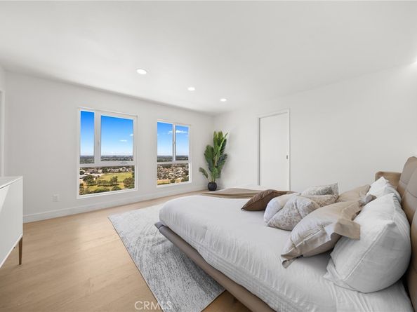 12284 Circula Panorama, Santa Ana CA 92705