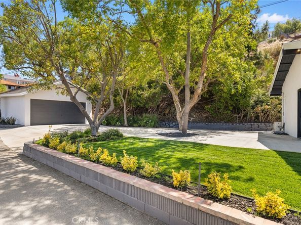 12284 Circula Panorama, Santa Ana CA 92705