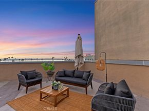 941 W Hawthorn 9, San Diego CA 92101