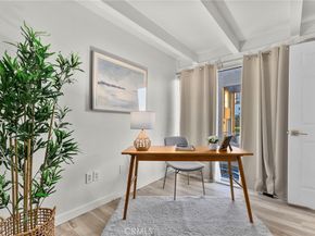 941 W Hawthorn 9, San Diego CA 92101