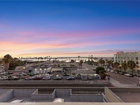 941 W Hawthorn 9, San Diego CA 92101