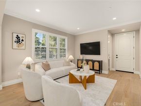 56 Strawberry, Irvine CA 92620