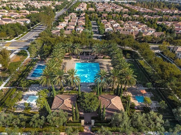 56 Strawberry, Irvine CA 92620