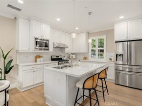 56 Strawberry, Irvine CA 92620