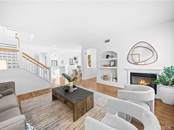 1016 Timberwood, Irvine CA 92620