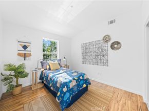 1016 Timberwood, Irvine CA 92620