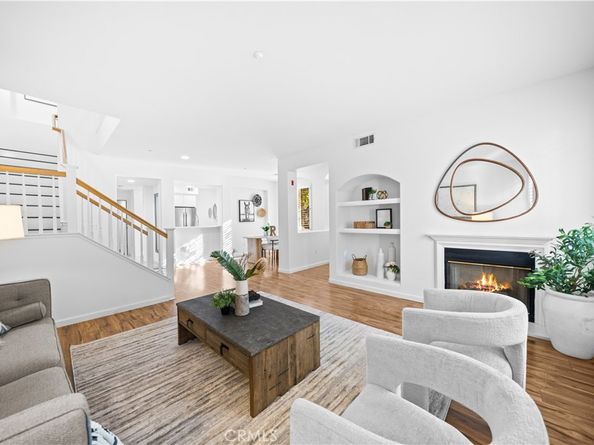 1016 Timberwood, Irvine CA 92620