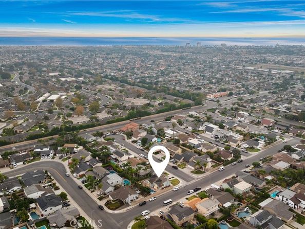 20392 Drew Circle, Huntington Beach CA 92646