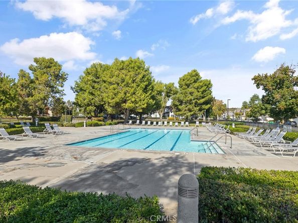 83 Briarglen 21, Irvine CA 92614