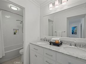 83 Briarglen 21, Irvine CA 92614