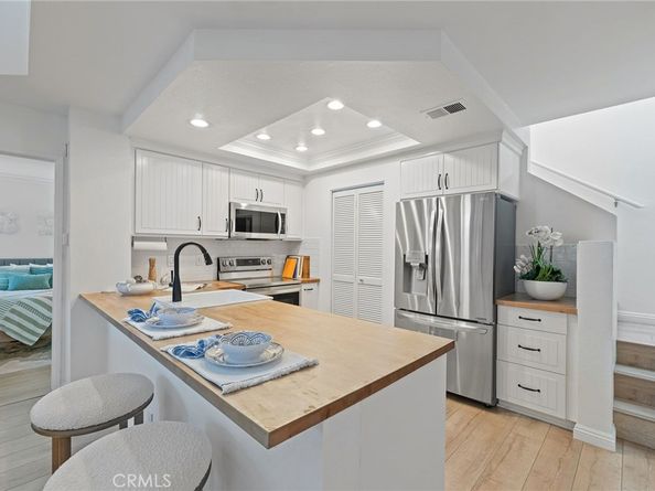 83 Briarglen 21, Irvine CA 92614