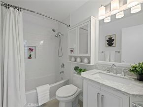 83 Briarglen 21, Irvine CA 92614