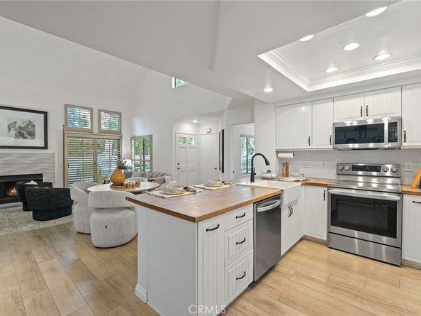 83 Briarglen 21, Irvine CA 92614