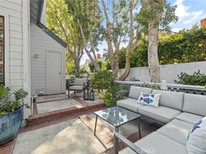 83 Briarglen 21, Irvine CA 92614