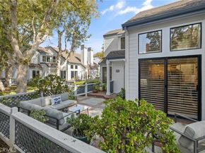 83 Briarglen 21, Irvine CA 92614