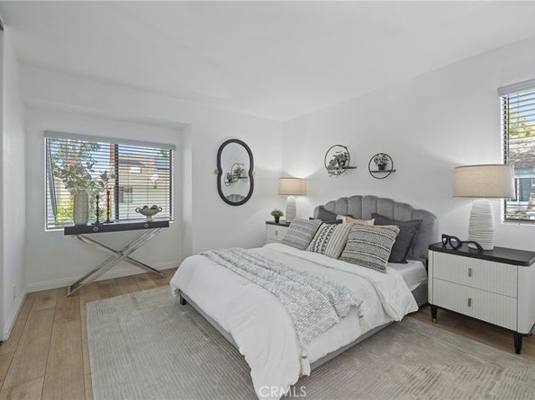 83 Briarglen 21, Irvine CA 92614