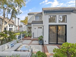 83 Briarglen 21, Irvine CA 92614