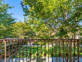 26 Twin Gables, Irvine CA 92620