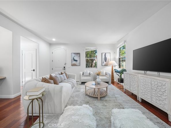 26 Twin Gables, Irvine CA 92620