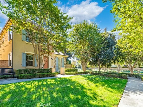 26 Twin Gables, Irvine CA 92620