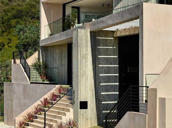 840 Gainsborough Drive, Laguna Beach CA 92651