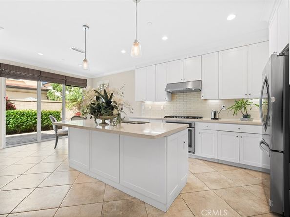 64 Wildvine, Irvine CA 92620