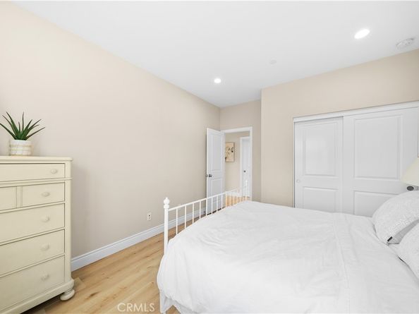 64 Wildvine, Irvine CA 92620