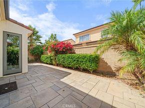64 Wildvine, Irvine CA 92620