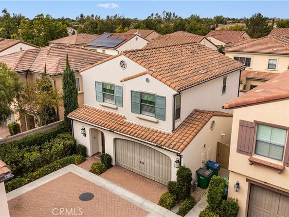 64 Wildvine, Irvine CA 92620