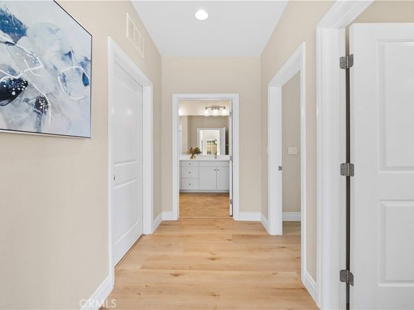 64 Wildvine, Irvine CA 92620
