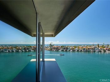 2525 Ocean Boulevard
