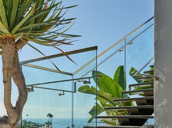 2525 Ocean Boulevard 6B/C, Corona Del Mar CA 92625