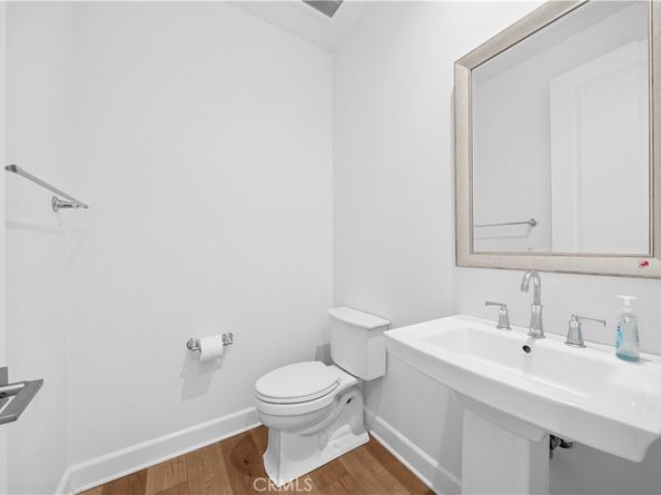 67 Runner, Irvine CA 92620