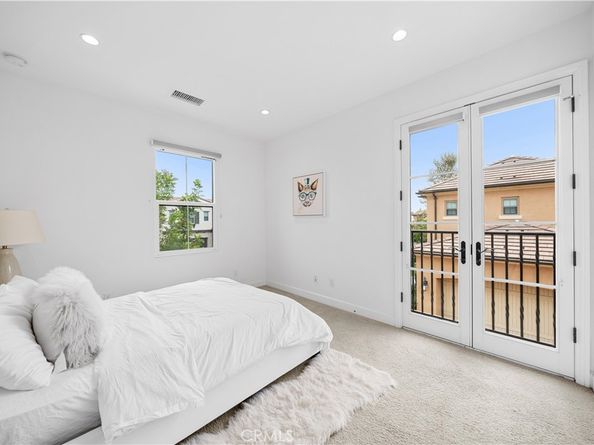 67 Runner, Irvine CA 92620