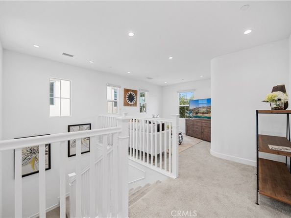 67 Runner, Irvine CA 92620